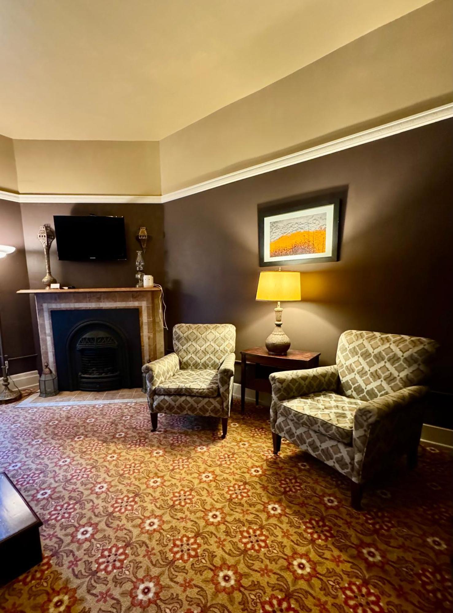 The Edwards Waterhouse Inn Фрідонія Екстер'єр фото